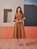 Brown color option, Currently selected