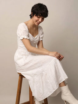 FELRIO - White Sweetheart Dress