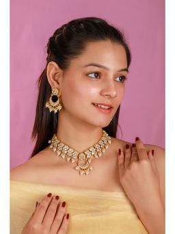 RIANA JEWELLERY - Traditional Minimalist White Pearl Necklace Set