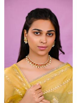 RIANA JEWELLERY - Delicate Yet Minimalistic Single Line Festive Wear Necklace Set