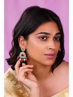 RIANA JEWELLERY - Delicate Earrings With Ruby And Pearls And A Little Touch Of Emerald