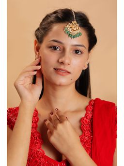 RIANA JEWELLERY - White Kundan Chand Drop Maang Tikka