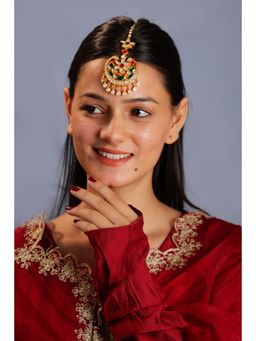 RIANA JEWELLERY - Green Floral With Green Stone Work Maang Tikka