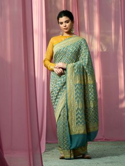 WeaverStory - Handloom Grey Banarasi Georgette Cutwork Bandhej Saree
