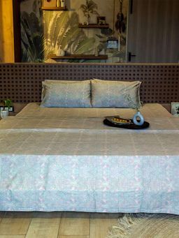 Reysha - Paisley Sage 400 TC Bedsheet with 2 Pillow Covers