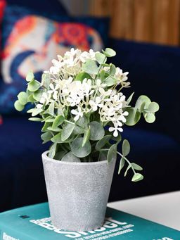 Voncasa - Plastic White Artificial Flower With Pot