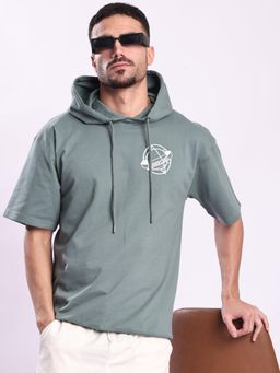 Bene Kleed - Men Green Half Sleeve Relax Fit Printed Lightweight Hoodie