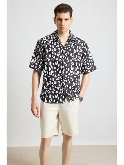 FREAKINS - Cow Print Mens Resort Shirt
