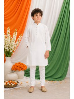 Aarika - White Solid Straight Kurta and Pyjama