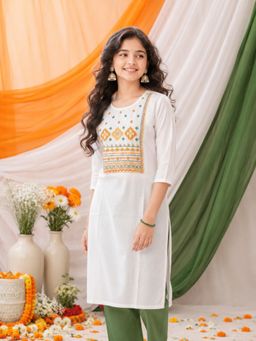Aarika - White Embroidered Straight Kurta