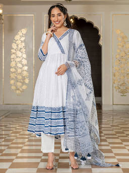 EverBloom - Aarushi White Handblock Printed Angarkha Kurta With Pant & Dupatta (Set of 3)