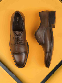 Mochi - Men Brown Lace Up Formal Derbies