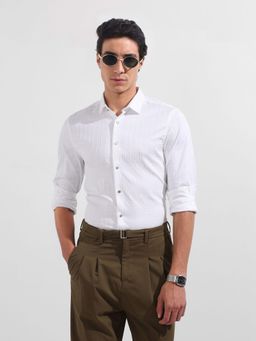 The Indian Garage Co - Men White Regular Fit Collar Neck Polyester Blend Shirt
