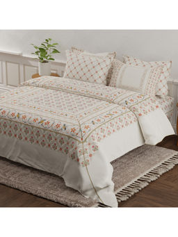 Boutique Living - Platinum Pulse Cotton 800 TC White Print Bedsheet & 4 Pillow Covers (King)