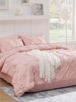 the White Moss - Pink Marquis Luxurious Pinch Pleated Winter Comforter & 2 Pillow Covers (King)