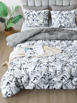 the White Moss - Grey Printed Heavy Winter 300 GSM Bed Quilt & Pillow Cover (King)