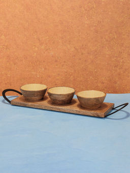 IREKA HOMES - Mango Wood Server with Yellow Enamel