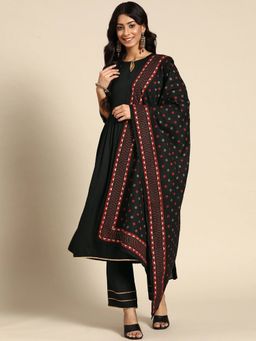 Gerua By Libas - Black Solid Rayon Suit (Set of 3)