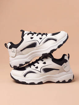 Yoho - Women Black Tempo 0900 Walking Shoes