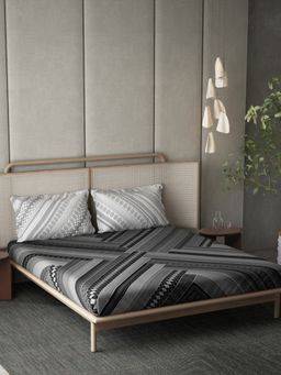 Ddecor Live Beautiful - Metro 100 Precent Cotton Double Bedsheet with 2 Pillow Covers - Black