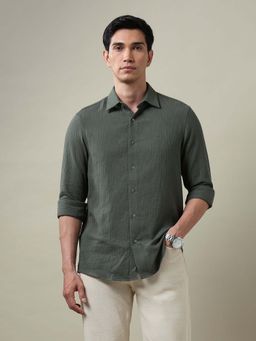 Arrow - Green Self Design Tailored Fit Shirt