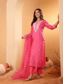 Varanga - Women Pink Regular Chanderi Silk Kurta with Pants and with Dupatta (Set of 3)
