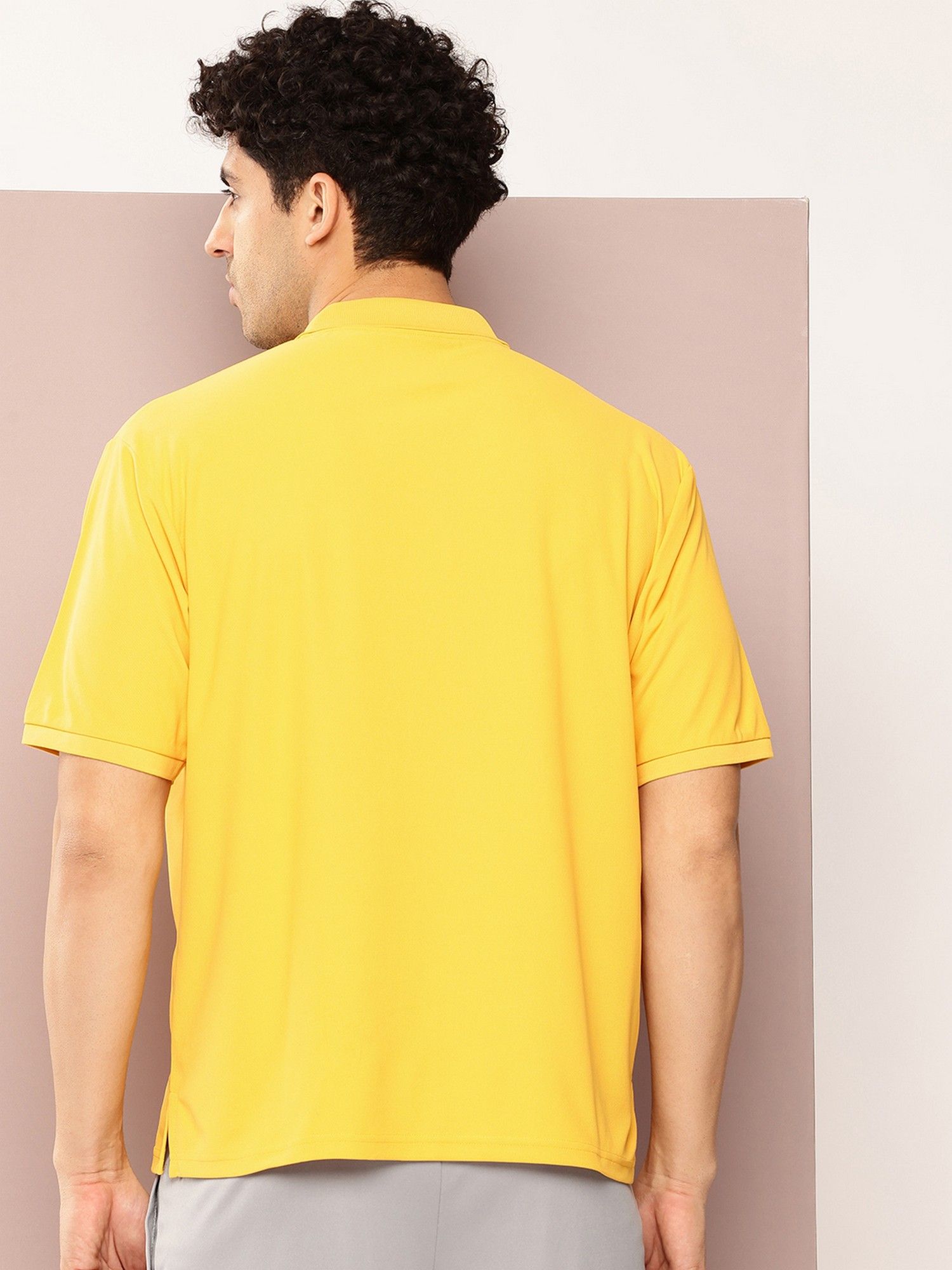 Men Short Sleeve Polo Neck Oversized Yellow Polyester T-Shirt