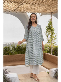 Anuvas - Blue Floral Kurta and Pant (Set of 2)