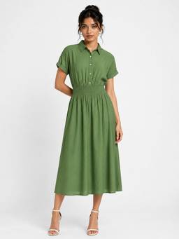 max - Green Women Solid Smocked Dress