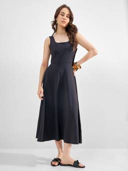 TOKYO TALKIES - Black A-Line Dress