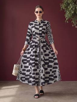 ZUMMER - Grey Printed Fit And Flare Dress with Belt