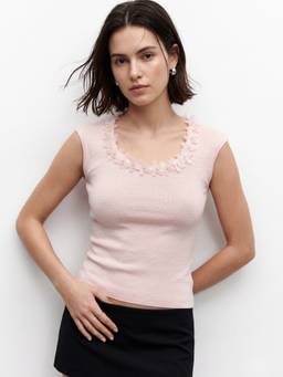 Outzidr - Pink Scoop Neck with Floral Corsages Top