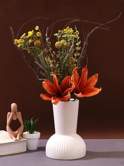 Tayhaa - White Textured Ceramic Vase