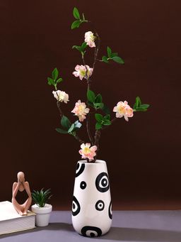 Tayhaa - Geometric Designed Cylindric shaped Ceramic Vase