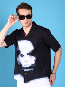 The Indian Garage Co - Men Oversized Abstract Printed Half Sleeves Cuban Collar Casual Shirt