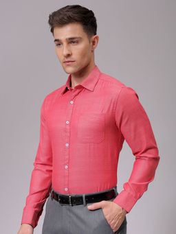 The Indian Garage Co - Men Slim Fit Solid Full Sleeves Cutaway Collar Formal Shirt Red