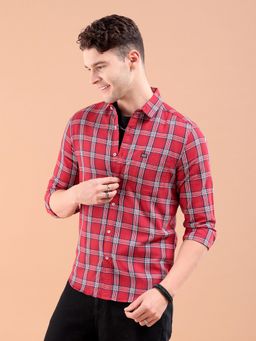 The Indian Garage Co - Men Slim Fit Checks Full Sleeves Spread Collar Casual Shirt Red