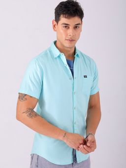 The Indian Garage Co - Men Slim Fit Solid Half Sleeves Cutaway Collar Casual Shirt Blue