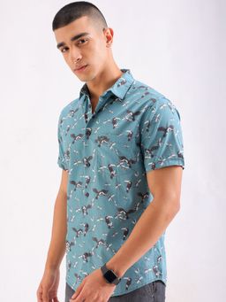 The Indian Garage Co - Men Slim Fit Tropical Half Sleeves Spread Collar Casual Shirt Blue
