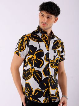 The Indian Garage Co - Men Slim Fit Floral Printed Half Sleeves Spread Collar Casual Shirt White