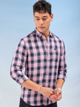 The Indian Garage Co - Men Regular Fit Checks Full Sleeves Cutaway Collar Casual Shirt Pink