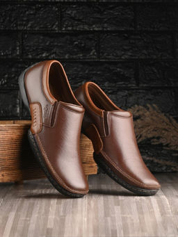 EGOSS - Comforts Genuine Leather Brown Casual Sneakers