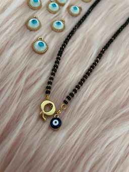 Digital Dress Room - Q Letter Alphabet with Blue Evil Eye Charm Pendant Short Mangalsutra