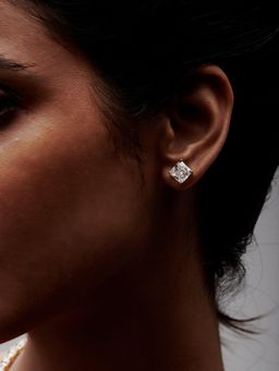 MISS JO - Square Shaped Solitaire Stud Earrings