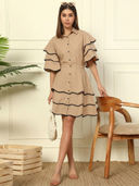 Beige color option, Currently selected