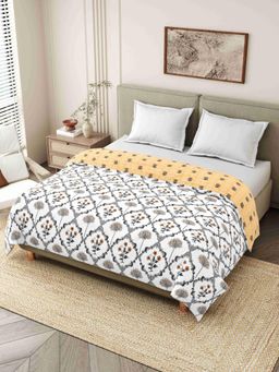 Indra's - Yellow 150 Gsm Viscose Cotton Single Jaipuri Quilt