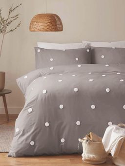 the White Moss - Grey Desert Microfiber Winter 300 Gsm Single Bed Comforter With Pillow Cover