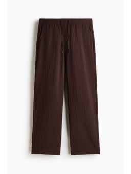 H&M - Men Brown Relaxed Fit Textured Trousers
