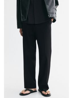 H&M - Men Black Relaxed Fit Wide Tailored Trousers
