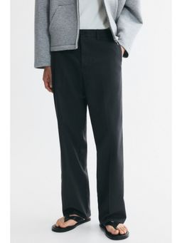 H&M - Men Grey Relaxed Fit Wide Tailored Trousers